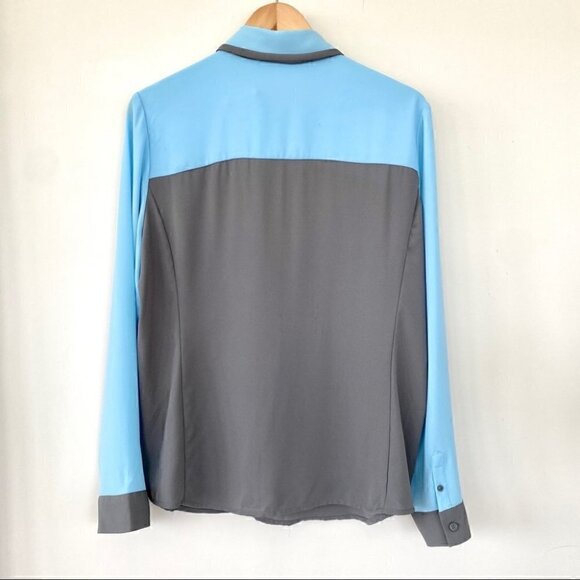 New York & Company 1/2  button down shirt with long sleeves - Picture 5 of 10